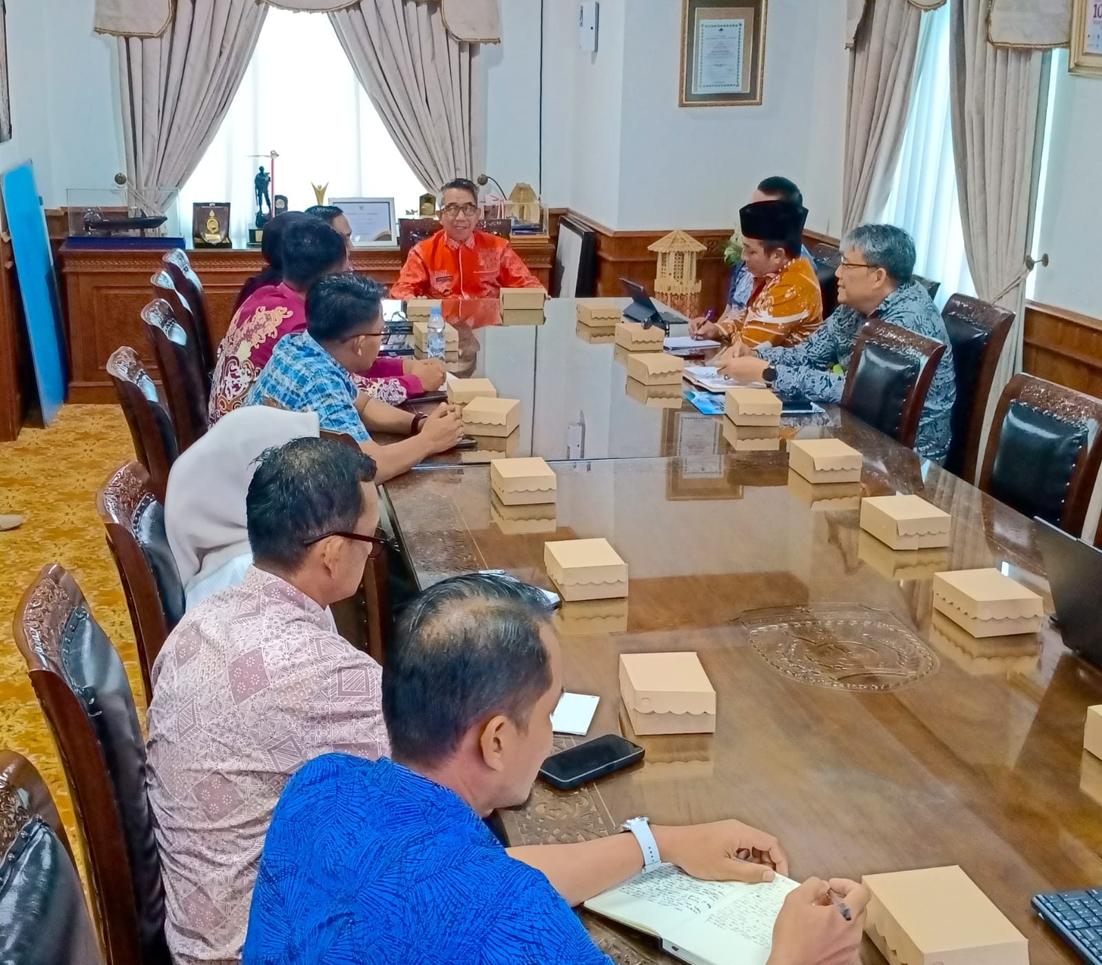 Kutim Menuju Terang: Bupati Ardiansyah Genjot Pemerataan Listrik hingga Pelosok